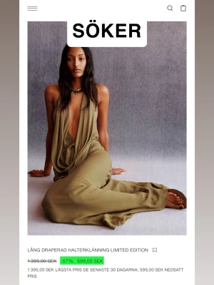 SÖKER!!  - Jag söker denna klänning från Zara i storlek S eller M. Skriv till mig om du säljer den eller vet ngn som säljer. Köper gärna!! 🫶🏽🫶🏽