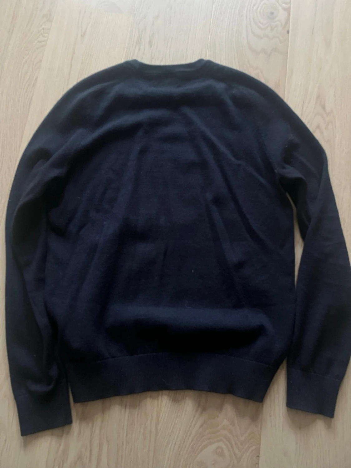 Mörkblå merinoullströja från Morris - 2