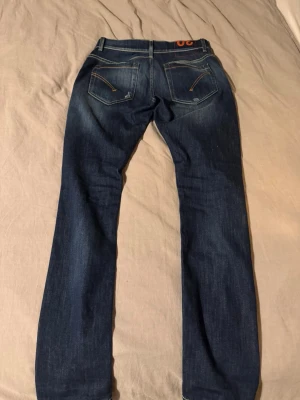 Dondup jeans  - Riktigt goa Dondup jeans för endast 800 och skick är 10/10 andvända en gång hör av er om ni har några funderingar 