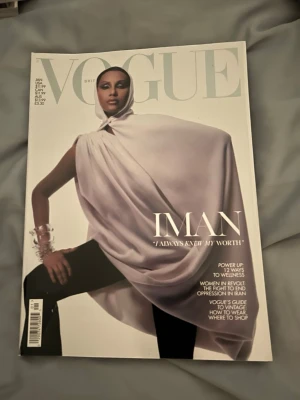 Vogue British January 2023 (Iman) - Säljer för 200, köper du alla tidningar jag har kan du få dem för 2000 eller 3 för 500<3
