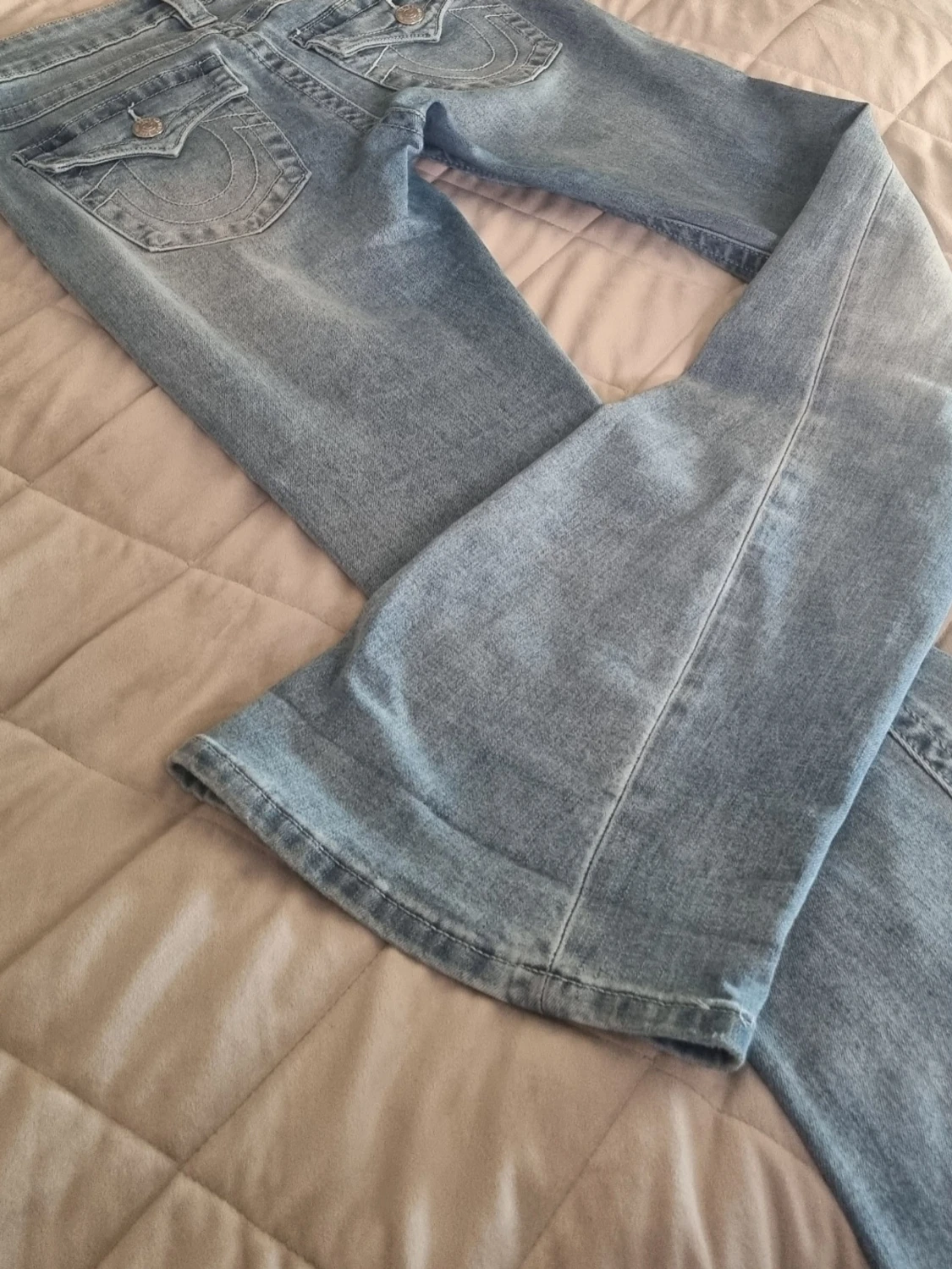  True Religion, Joey Low Rise Flare - 3