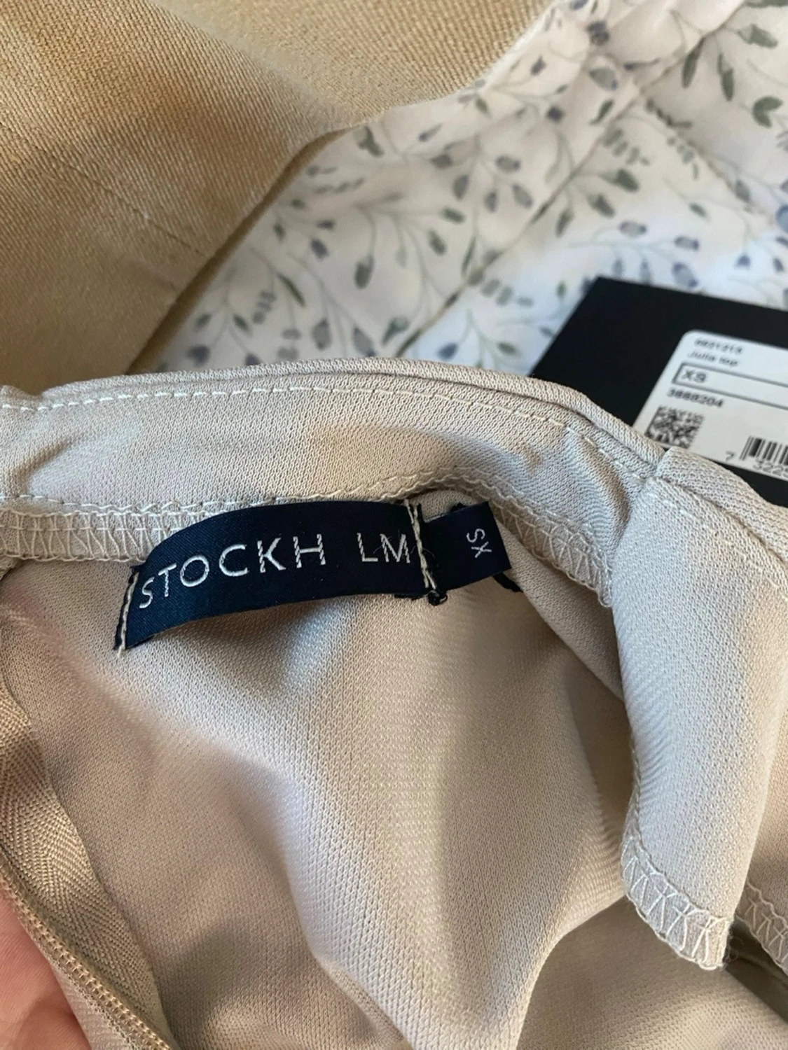 Beige ärmlös topp från Stockh LM - 3