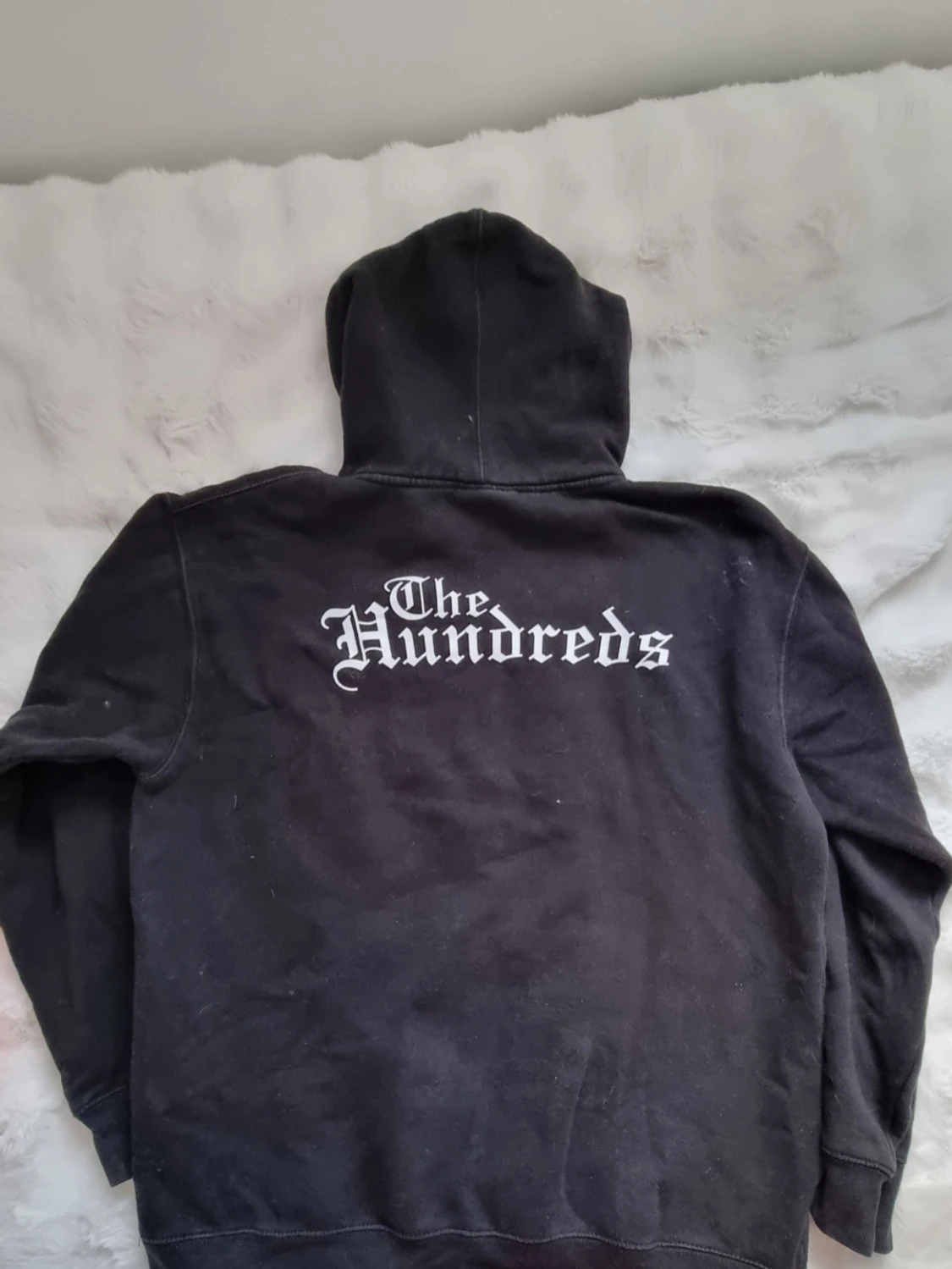 Svart hoodie The Hundreds - 1