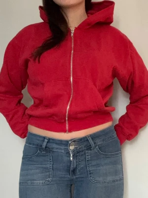 Croppad zip hoodie - croppad zip hoodie i strl xs från H&M ❤️