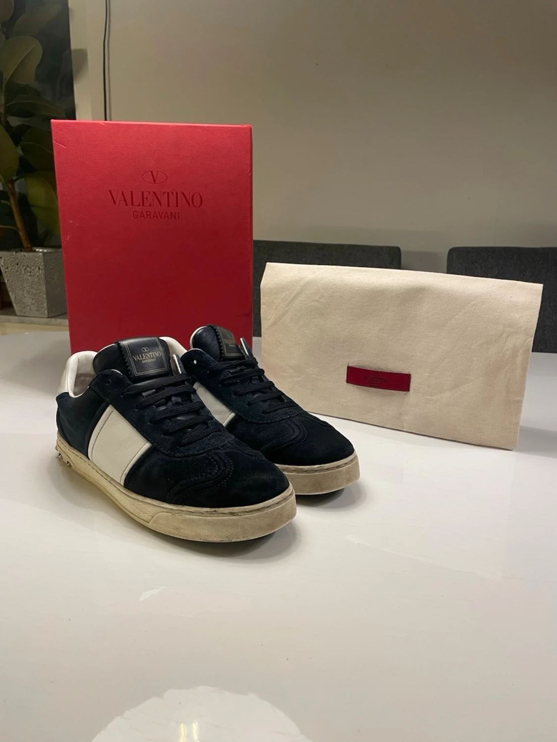 Valentino Garavani Flycrews