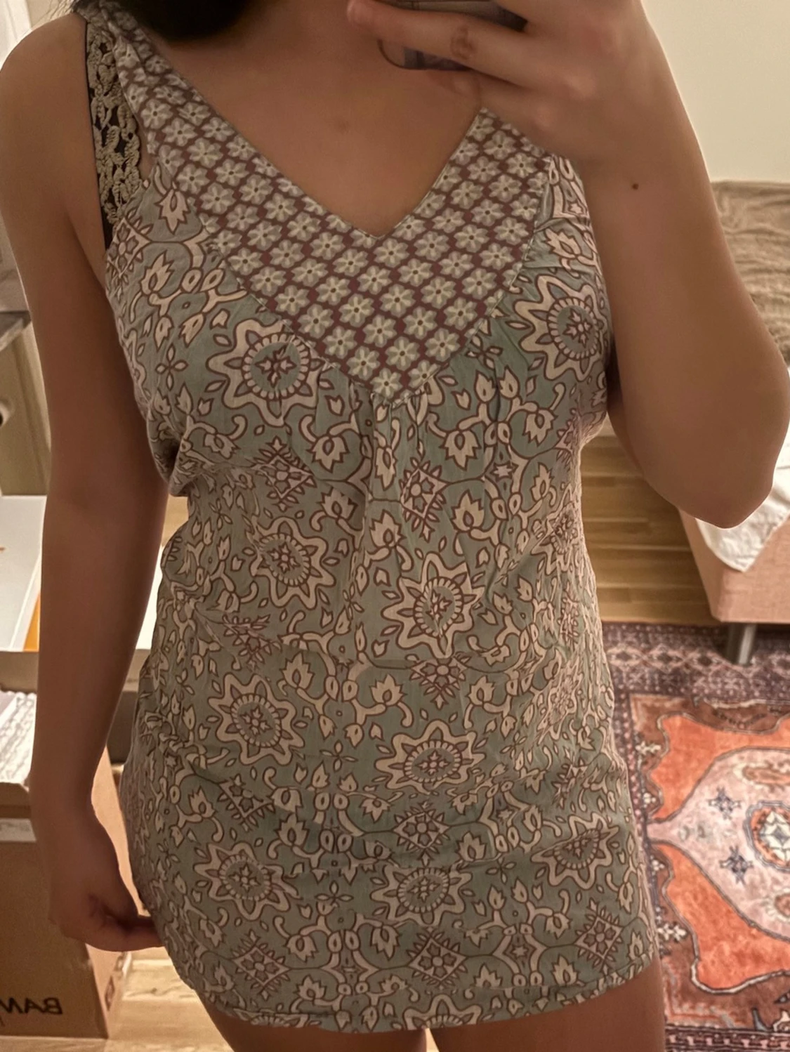 Mönstrad kortklänning