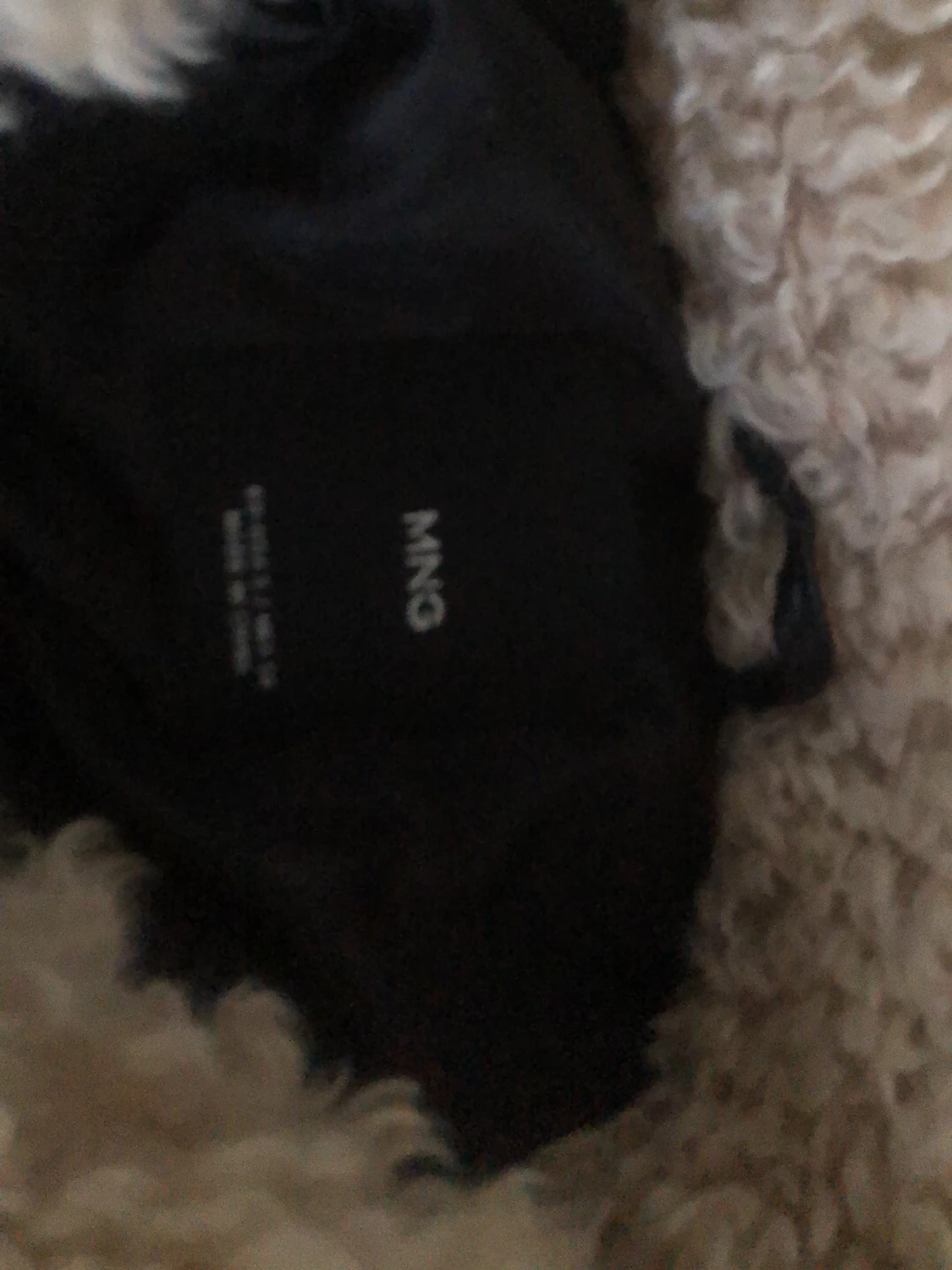 Svart jacka med teddykrage från Mango - 2