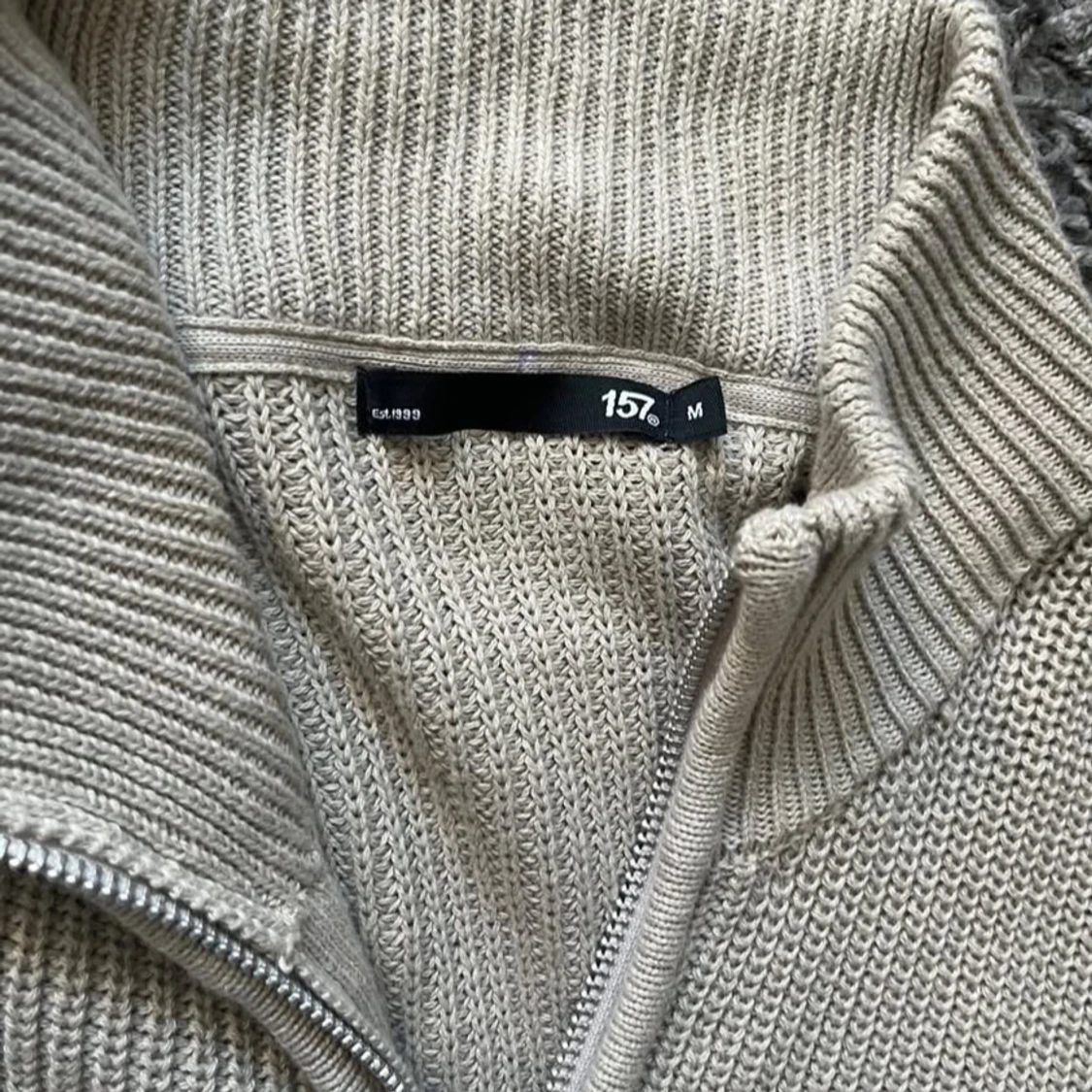 Stickad Zip tröja - 1