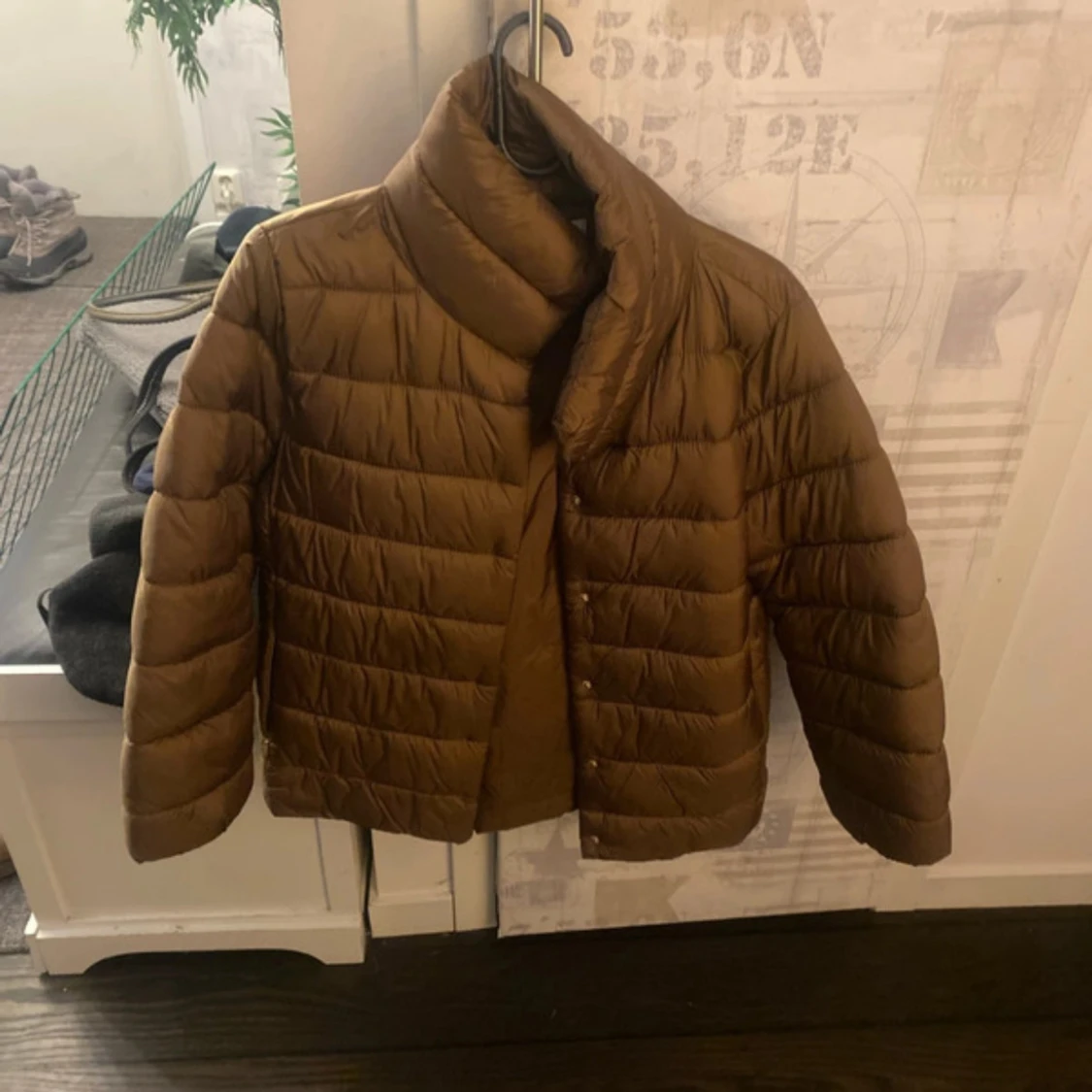 Brun pufferjacka från MNG, storlek M - 1