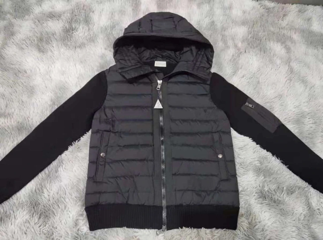 Svart cardigan från Moncler
