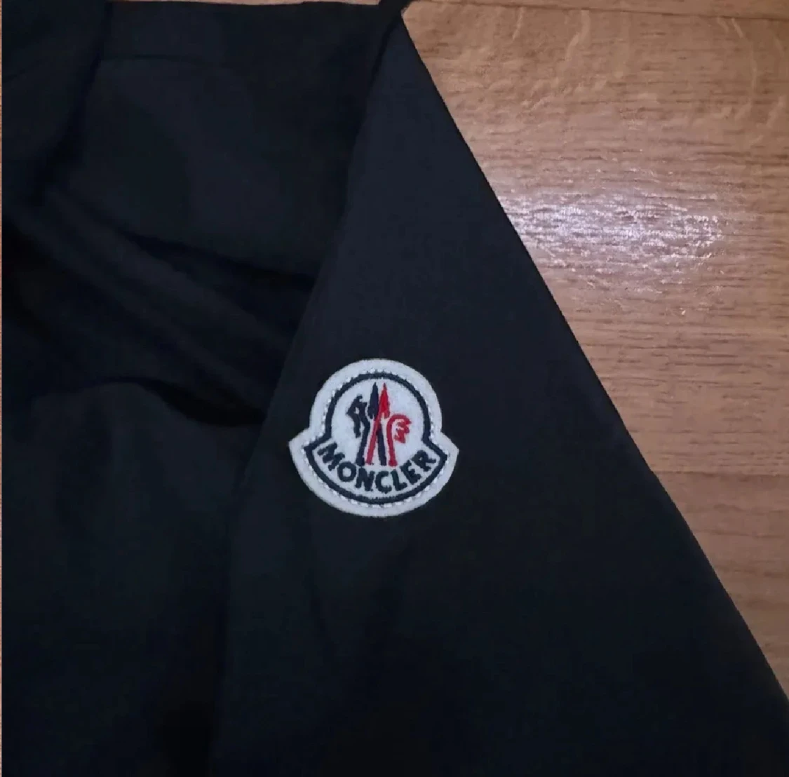 Svart vindjacka från Moncler - 1