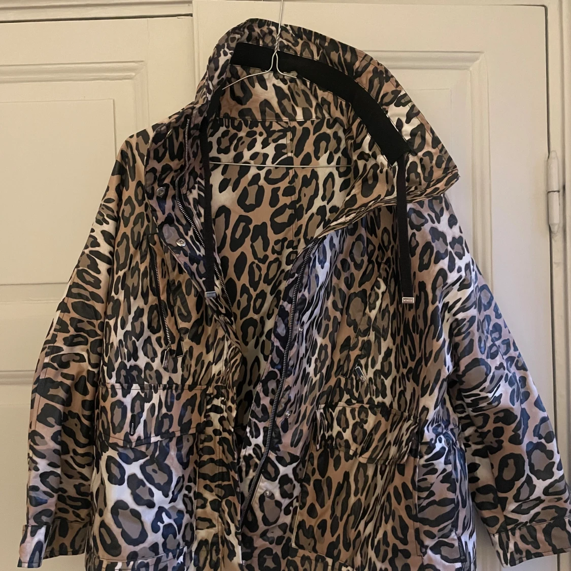 Leopardmönstrad monclervindjacka - 1