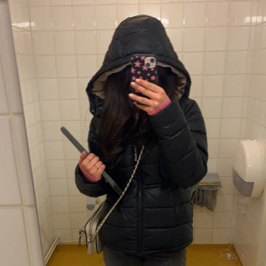 Svart pufferjacka  - 1