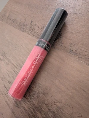 Isadora läppglans  - Färg 31 pink nectar  med glitter / shimmer i. Ny.