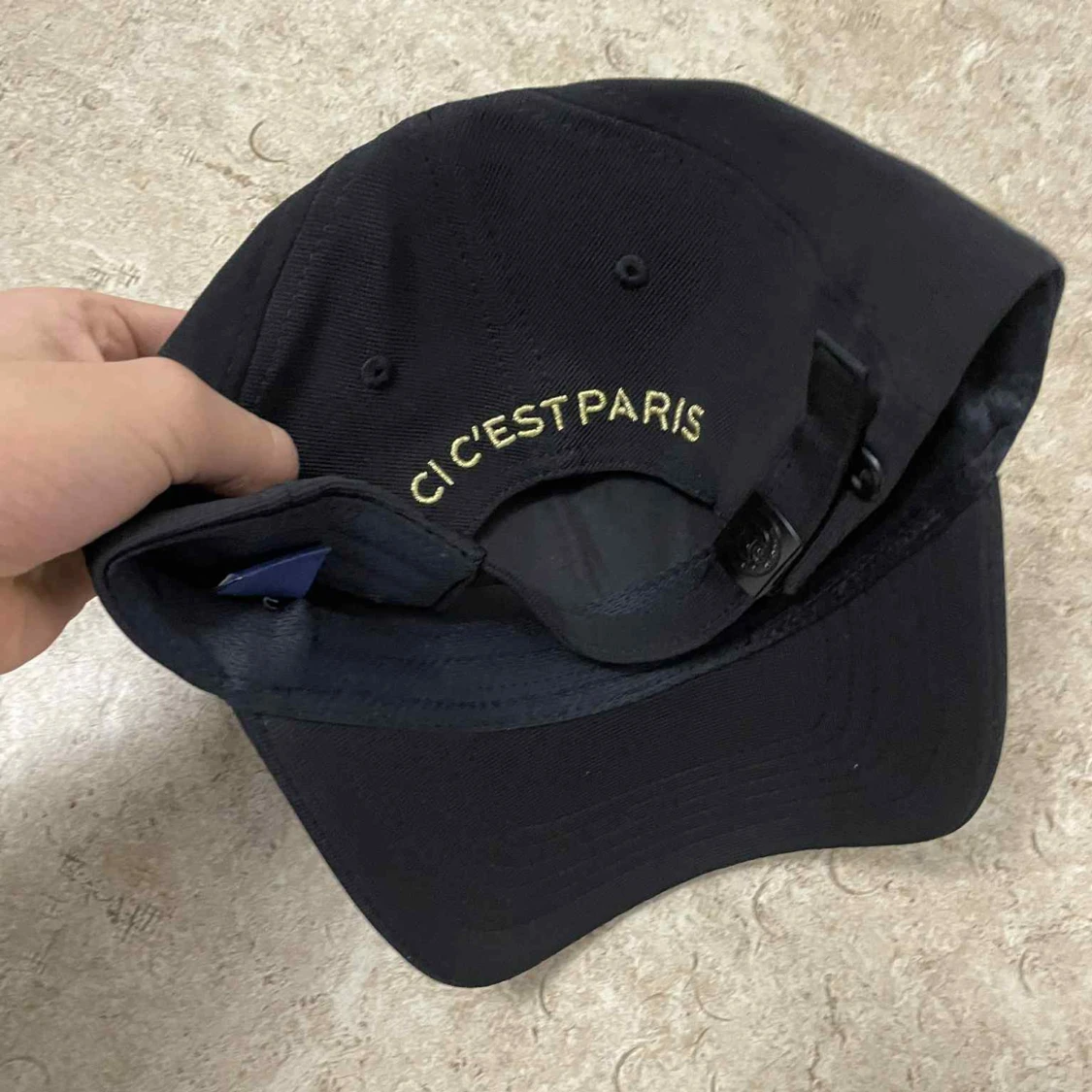 Svart PSG keps med broderad logga - 1