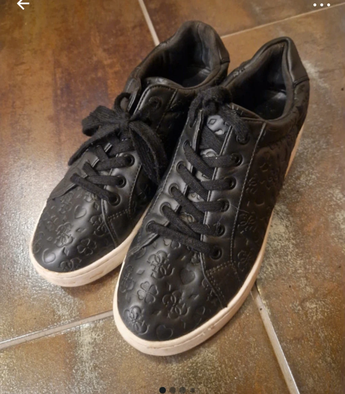 Svarta sneakers från Guess, stl 39