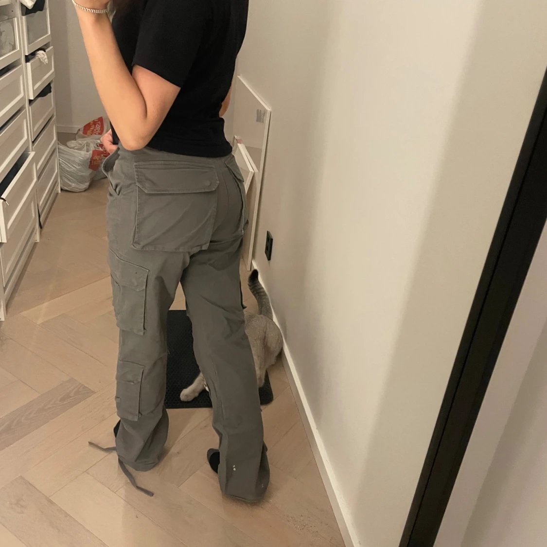 Grå cargopants från Luxe To Kill - 1