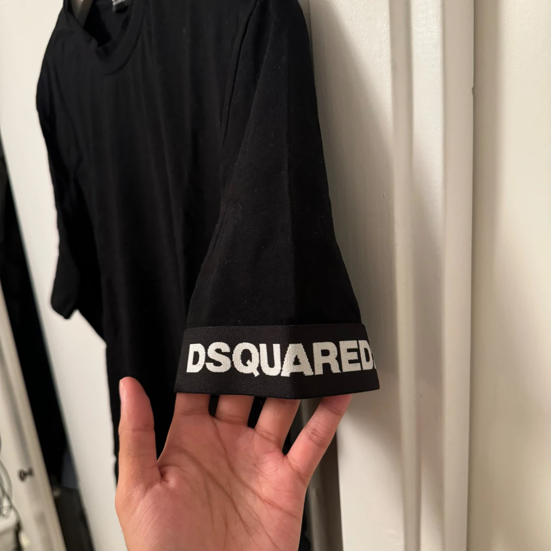 Svart t-shirt från Dsquared2 - 1
