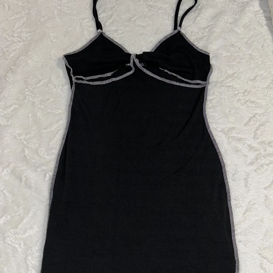 Svart kort klänning från SHEIN (S)