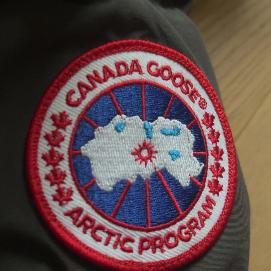 Svart dunjacka från Canada Goose - 1