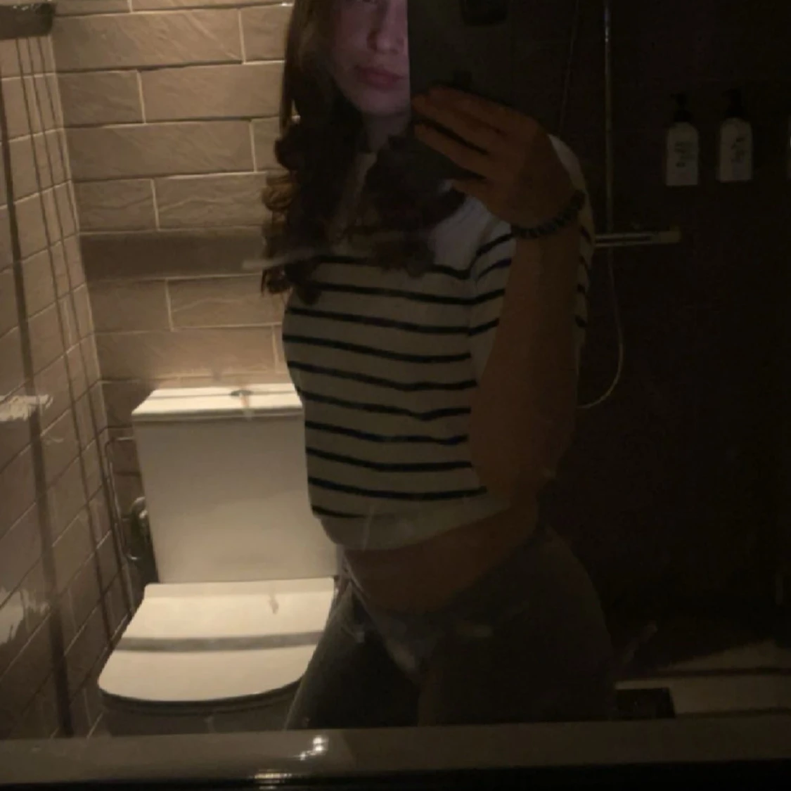 Vit och marinblå randig croppad topp - 2