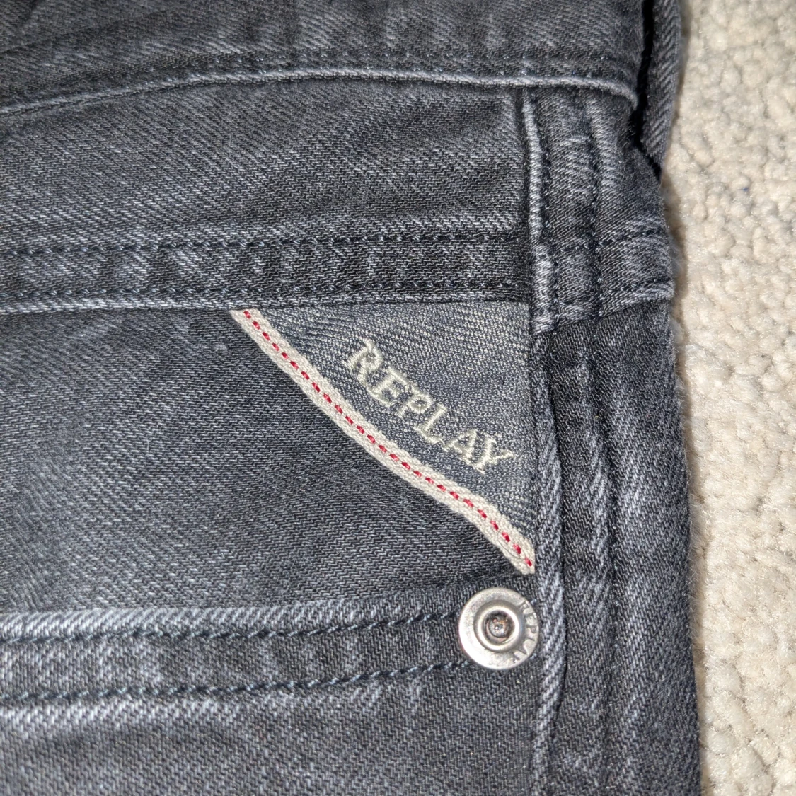 Svarta Replay jeans, storlek 31 - 1