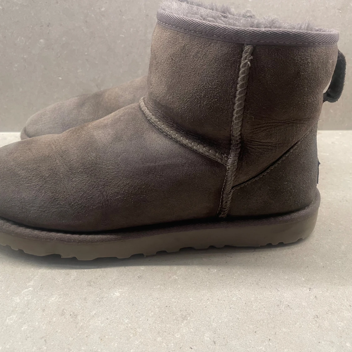 Uggs gåra storlek 43 - 2