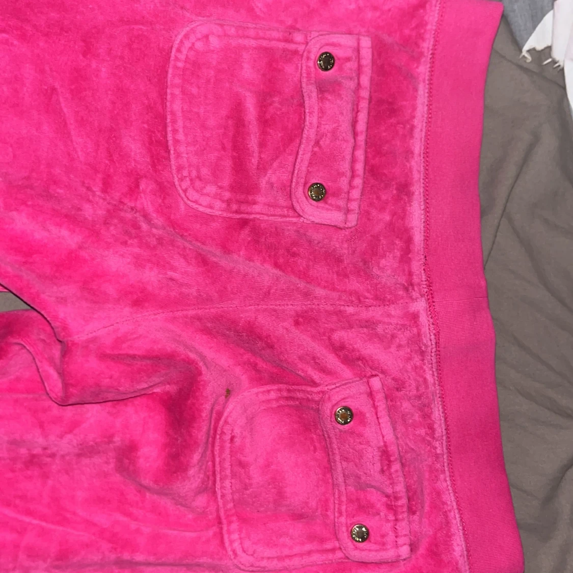 Juicy Couture rosa mjukisbyxor S