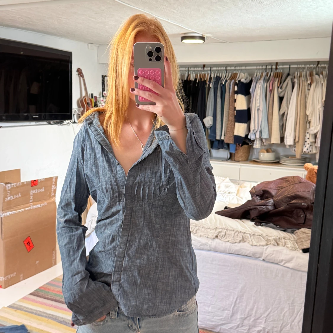 Grå långärmad skjorta i bomull - 1