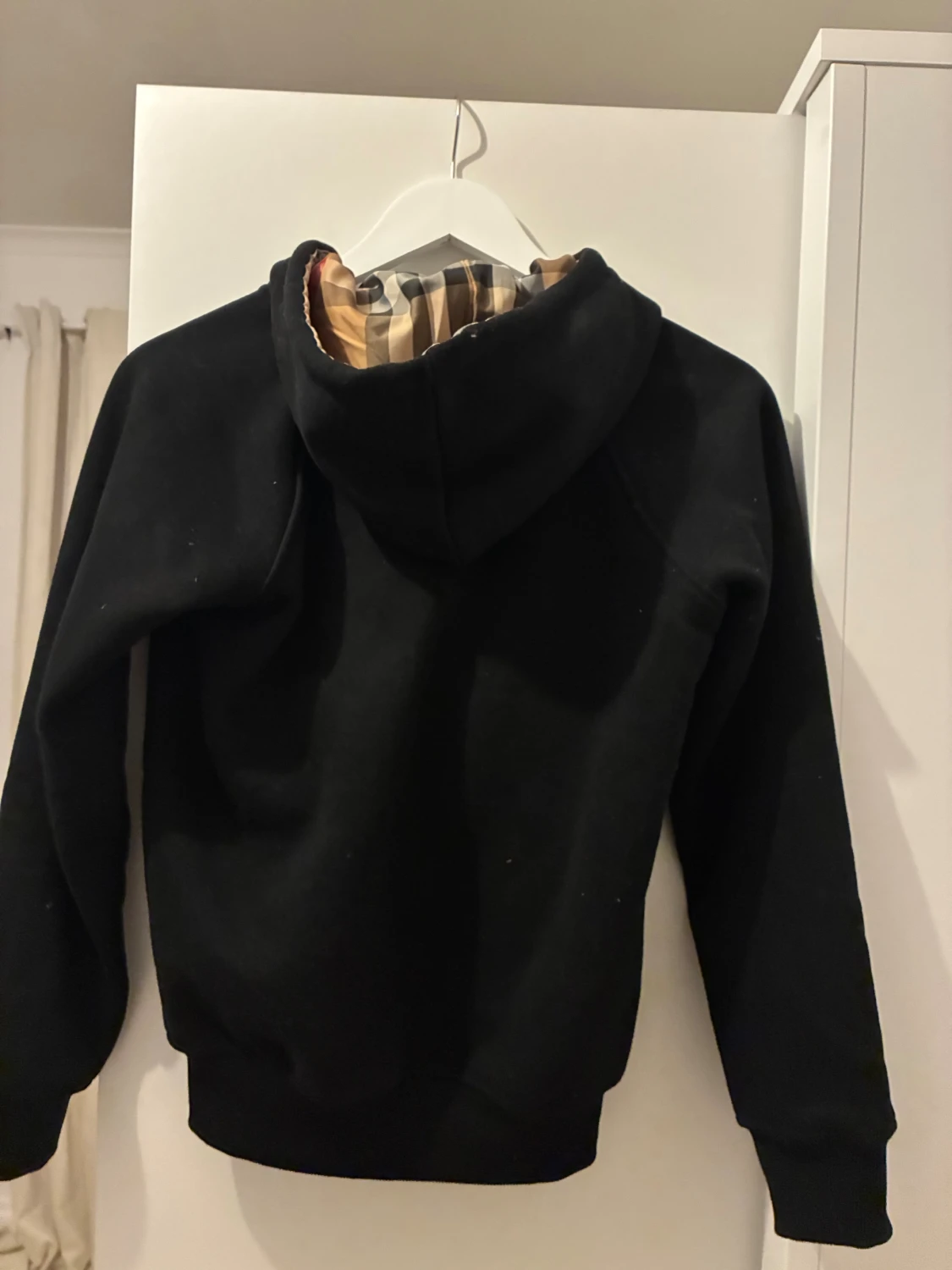 Svart Burberry hoodie med dragkedja - 1