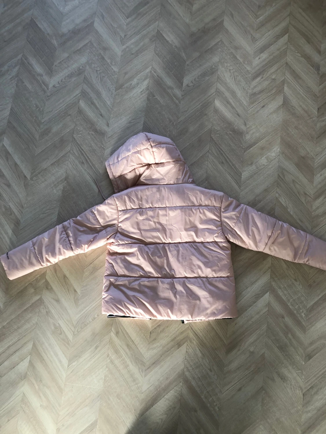 Nike rosa pufferjacka med huva - 1