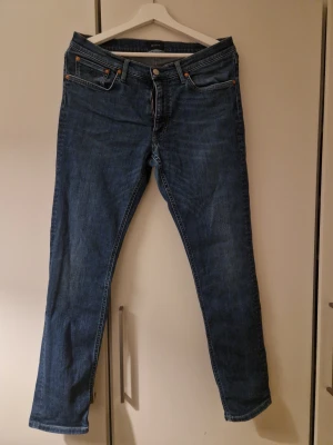 Jeans från Gant - Jeans från Gant i Storlek  W32-L32 mörkblå 