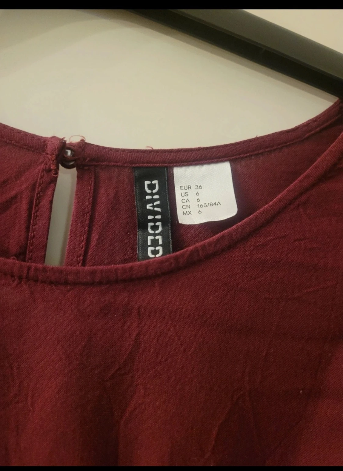 Vinröd klänning  - 1