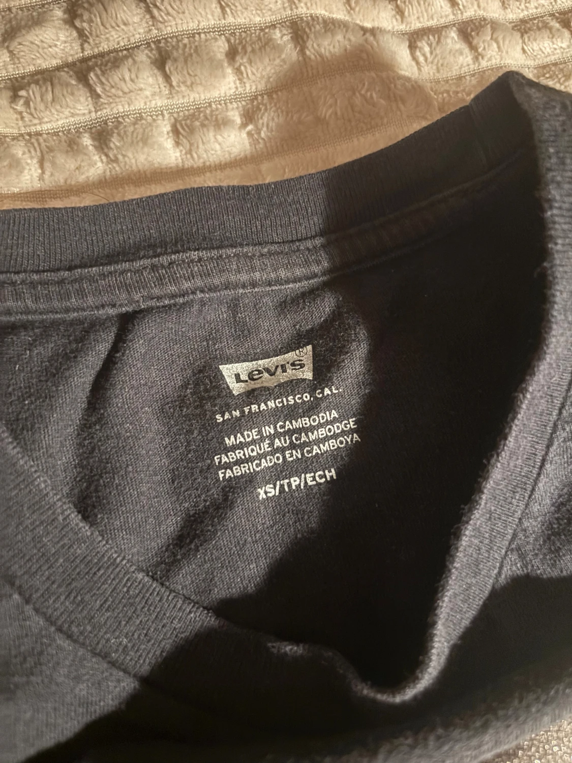 Svart Levi's t-shirt med glittertryck - 2