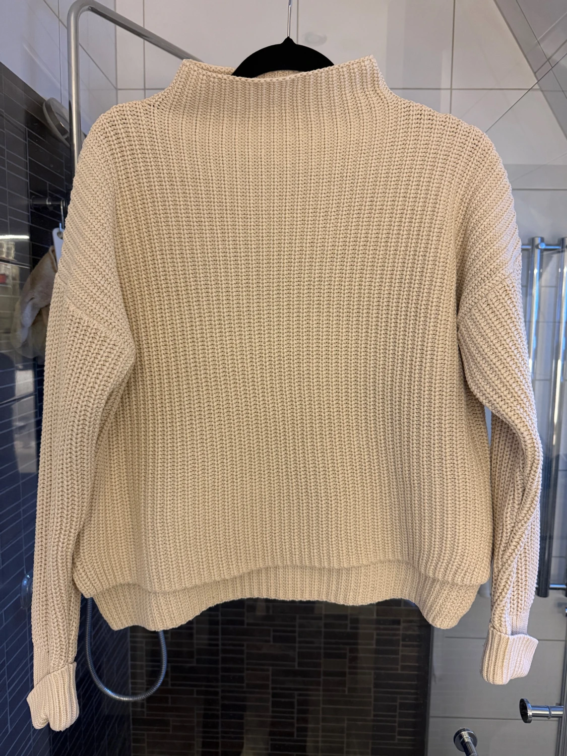 Stickad skön jumper