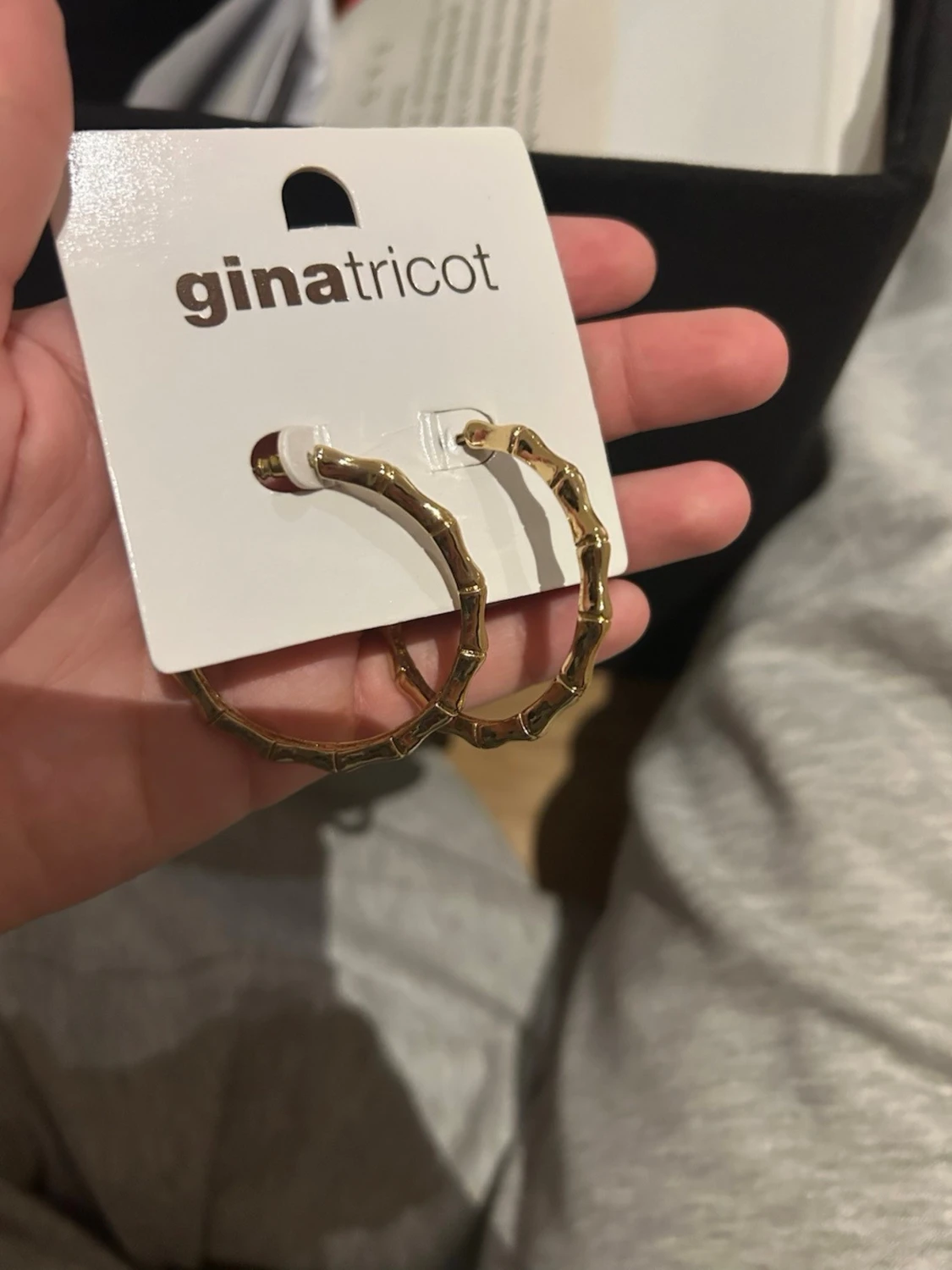 Guld hoops örhängen