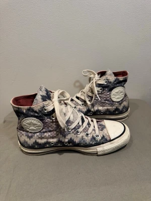sneakers  - converse x missoni sneakers, storlek 36, passar 37.