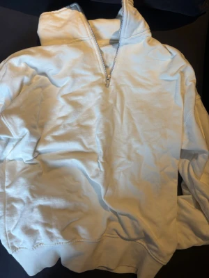 Hoodie - Snygg half zip från nly man