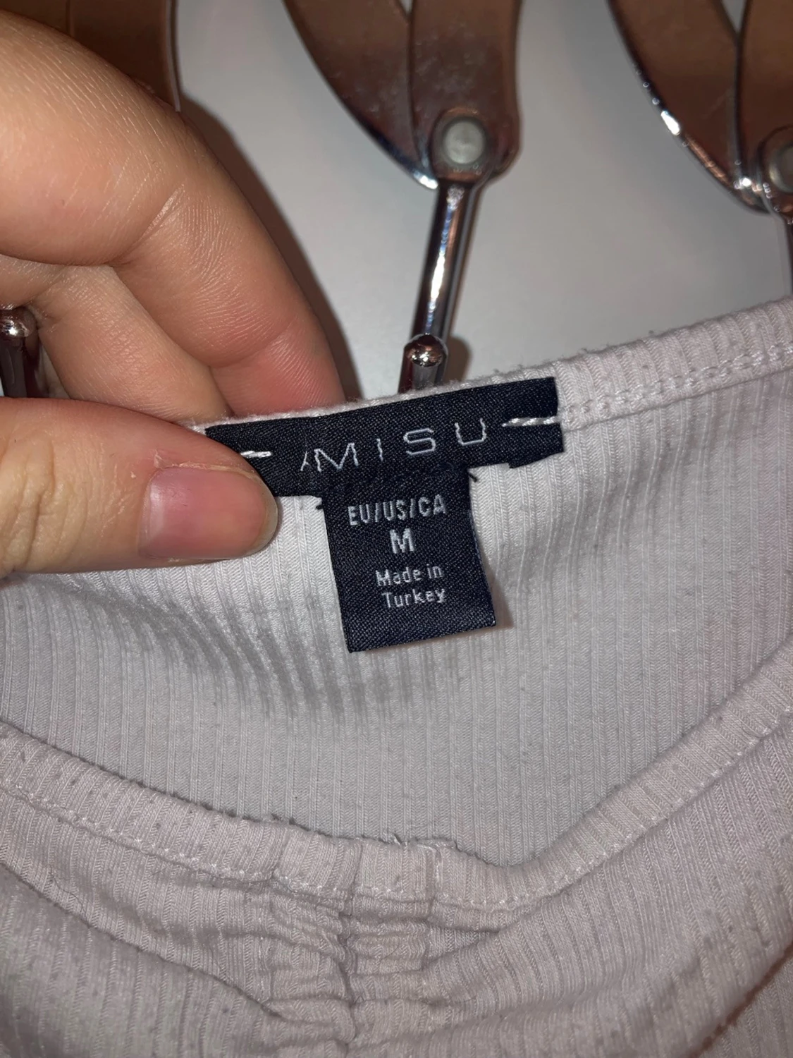 Ljusbeige offshoulder topp Amisu - 2