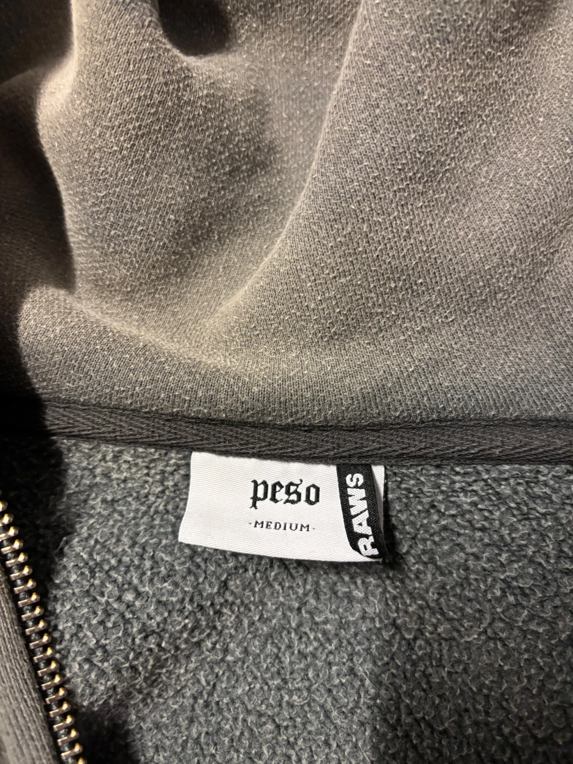 Peso zip up  - 3