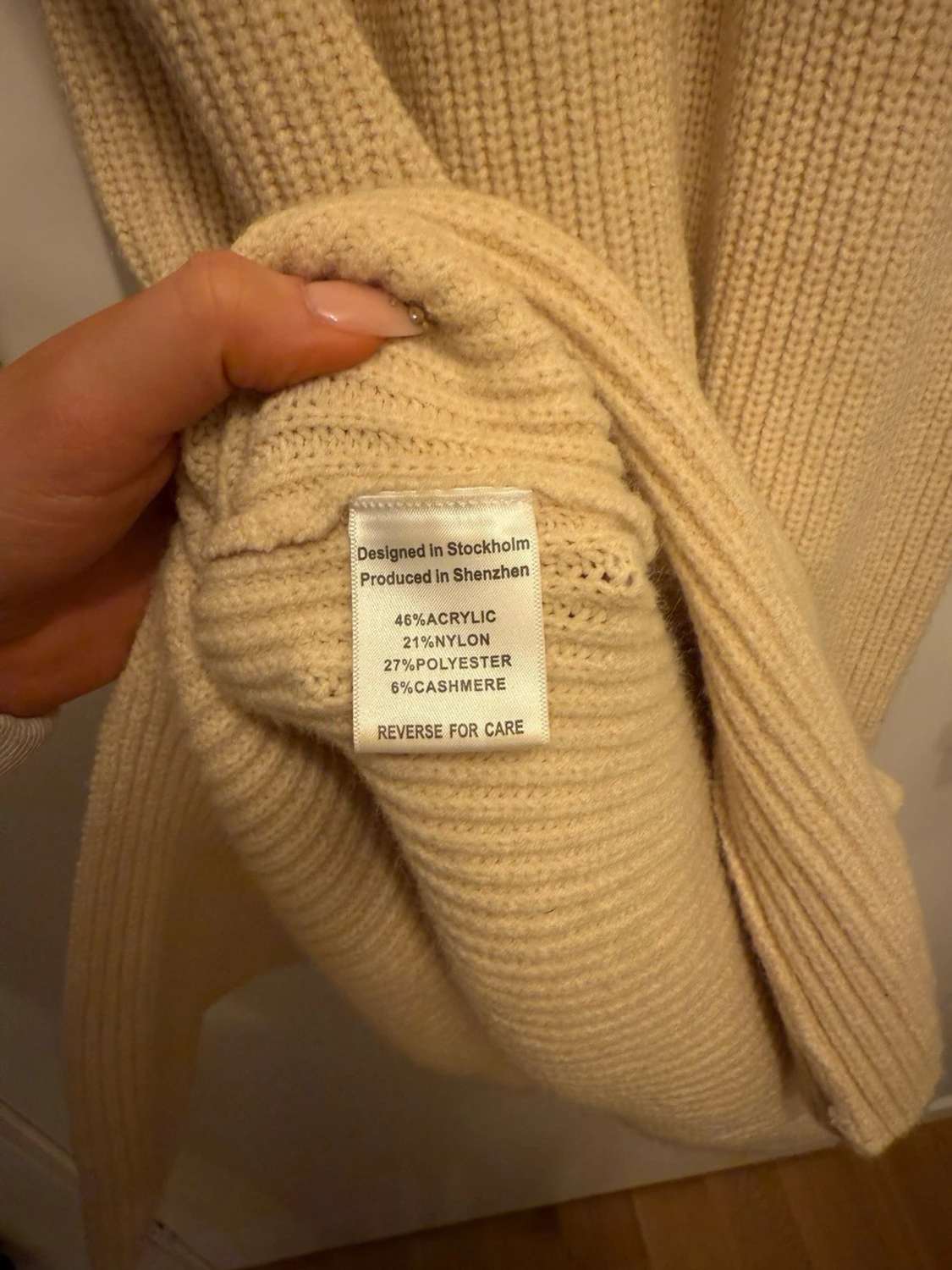 Beige stickad långklänning från Adoore - 4