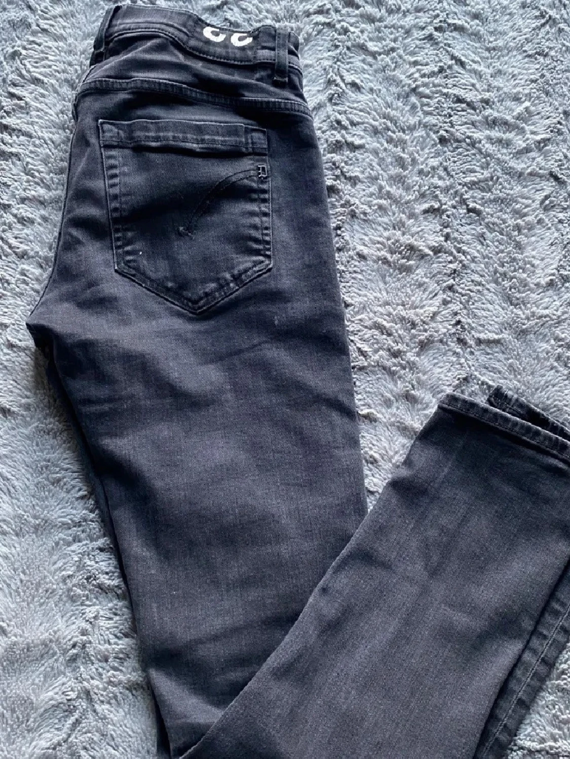 Mörkgrå dondup jeans storlek 33 - 1