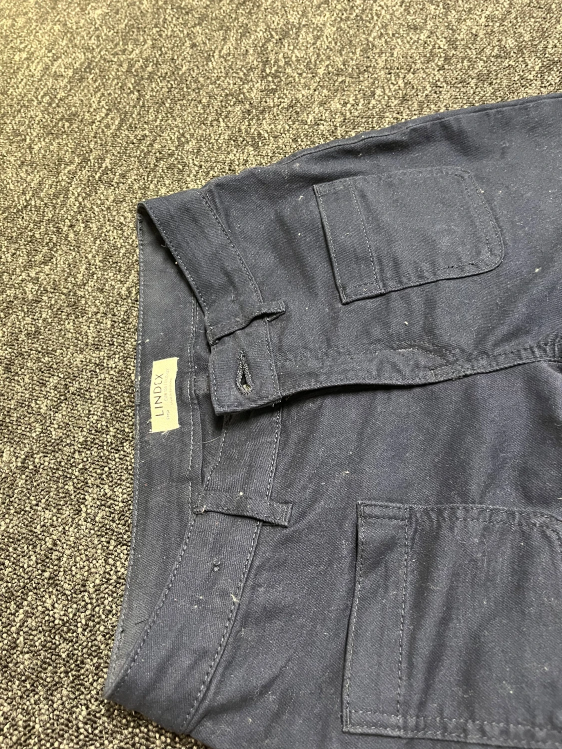 Mörkblå bootcut byxor från Lindex - 2