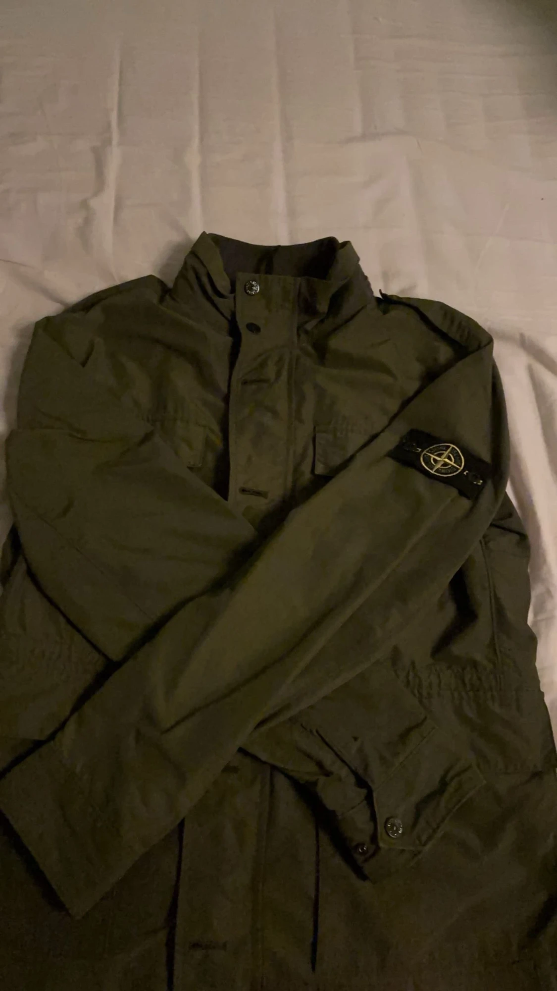 Grön vindjacka från Stone Island