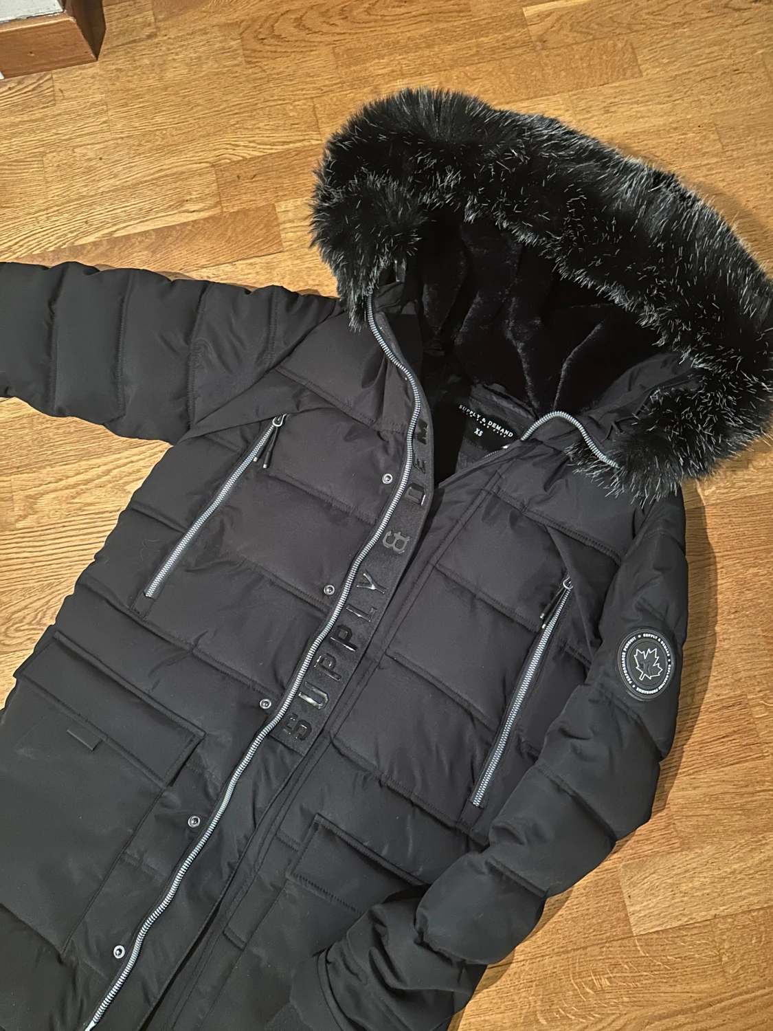 Svart pufferjacka parkas Supply & Demand XS - 2