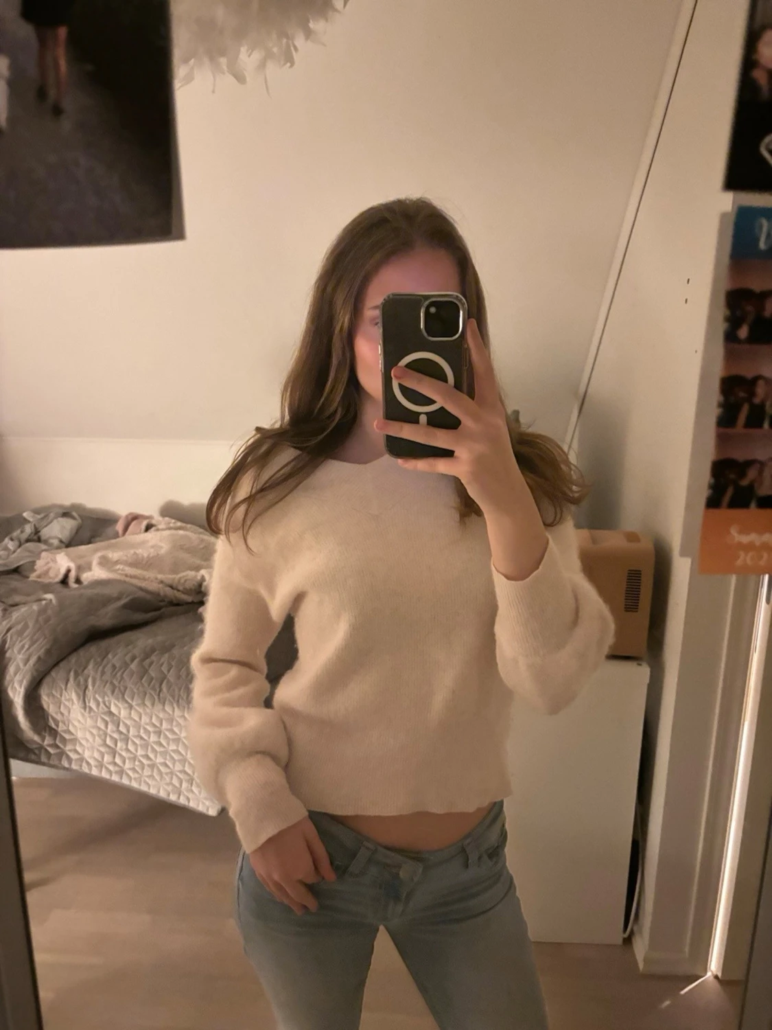 Creme färgad fluffig tröja