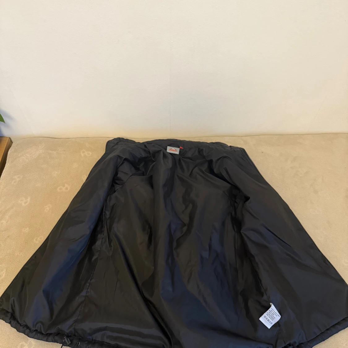 Svart pufferjacka från McKinley - 1