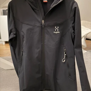 Svart vindjacka från Haglöfs - Helt ny oanvänd 