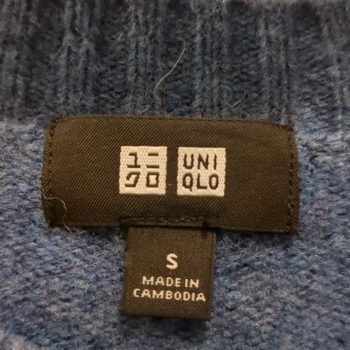 Blå stickad tröja från Uniqlo S - 1