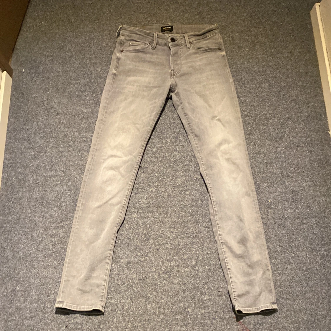 Grå slim fit jeans Slim/Glenn 30/32